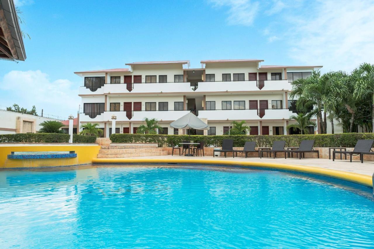 Hotel Silvestre Ла Романа Екстериор снимка
