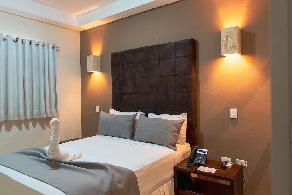 Hotel Silvestre Ла Романа Екстериор снимка